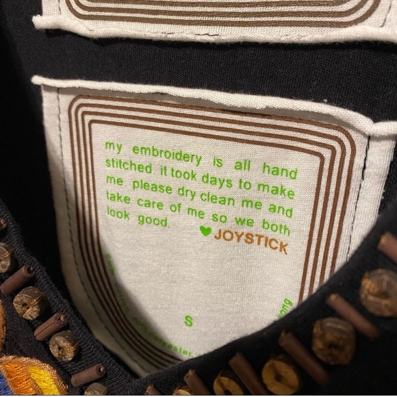 Johnny Was Joystick Floral Embroidered Bell Sleeve Top Black - Picture 4 of 4